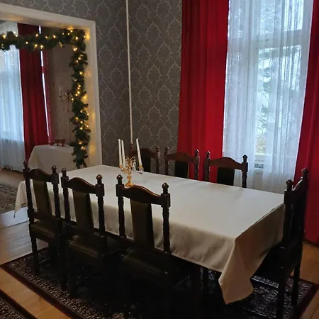 Varpaisjaerven Vanha Pappila *