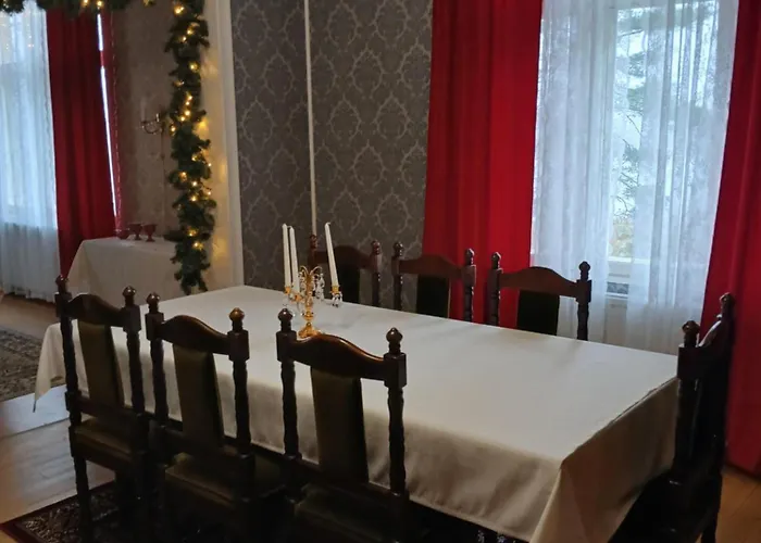 Varpaisjaerven Vanha Pappila *